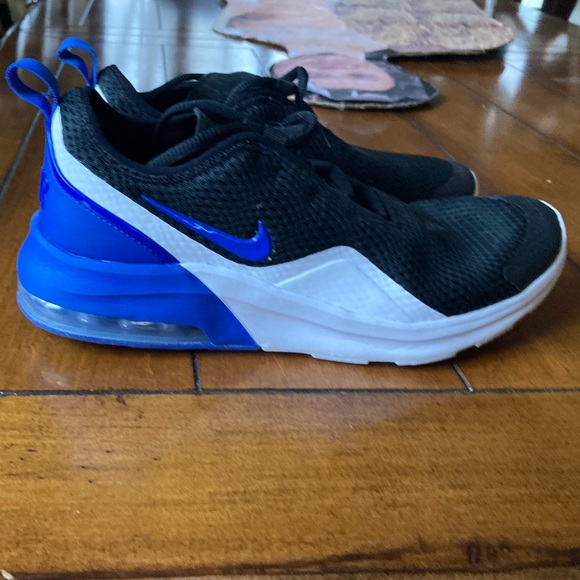 Brand new sneakers. My son impulsively bought them and now doesn’t like them😳 - Picture 2 of 5